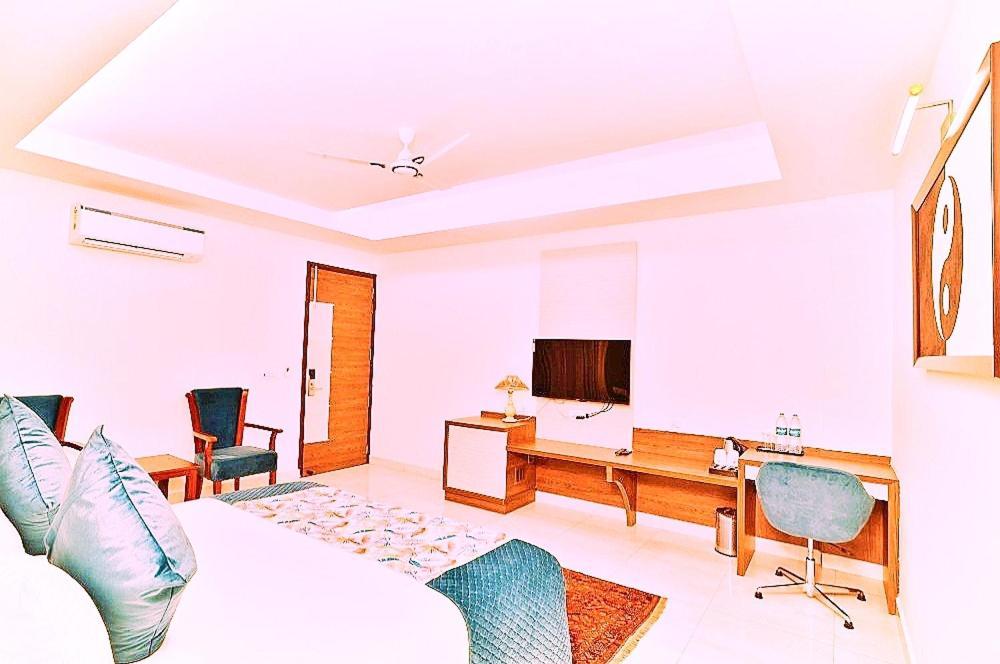 Hotel Sp Residency Near International Igi Airport Delhi New Delhi Eksteriør billede