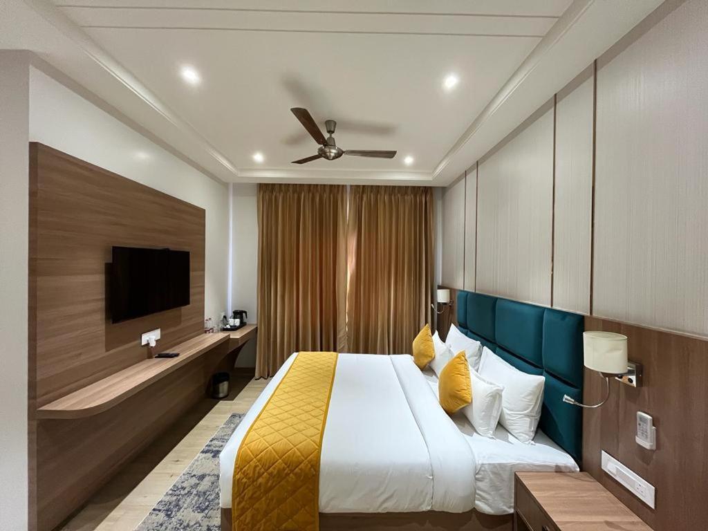 Hotel Sp Residency Near International Igi Airport Delhi New Delhi Eksteriør billede